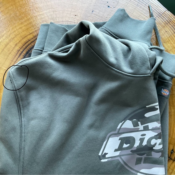 Dickies Water Repellent Camo Logo Hoodie NWT Medium - Picture 14 of 16